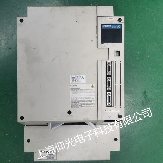 三菱驅(qū)動器上電無顯示維修中心